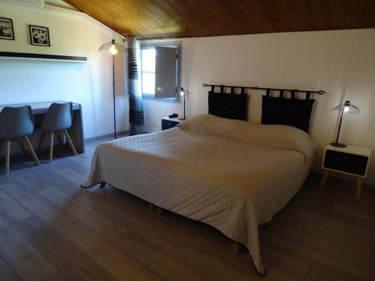 Hotel Mas De L'Espaire Les Vans Zewnętrze zdjęcie
